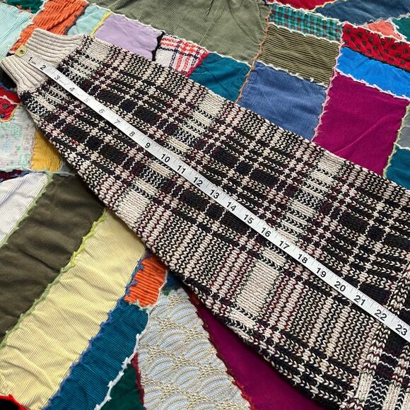 Vintage River Traders Plaid Cream Red and Navy Blue Sweater Medium - Picture 6 of 6